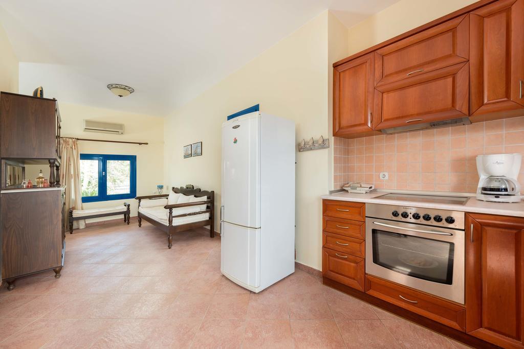 Villa Dome Gennadi Bagian luar foto